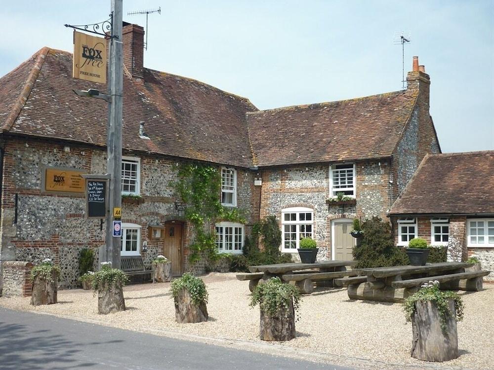 The Fox Goes Free Hotel Chichester Exterior photo